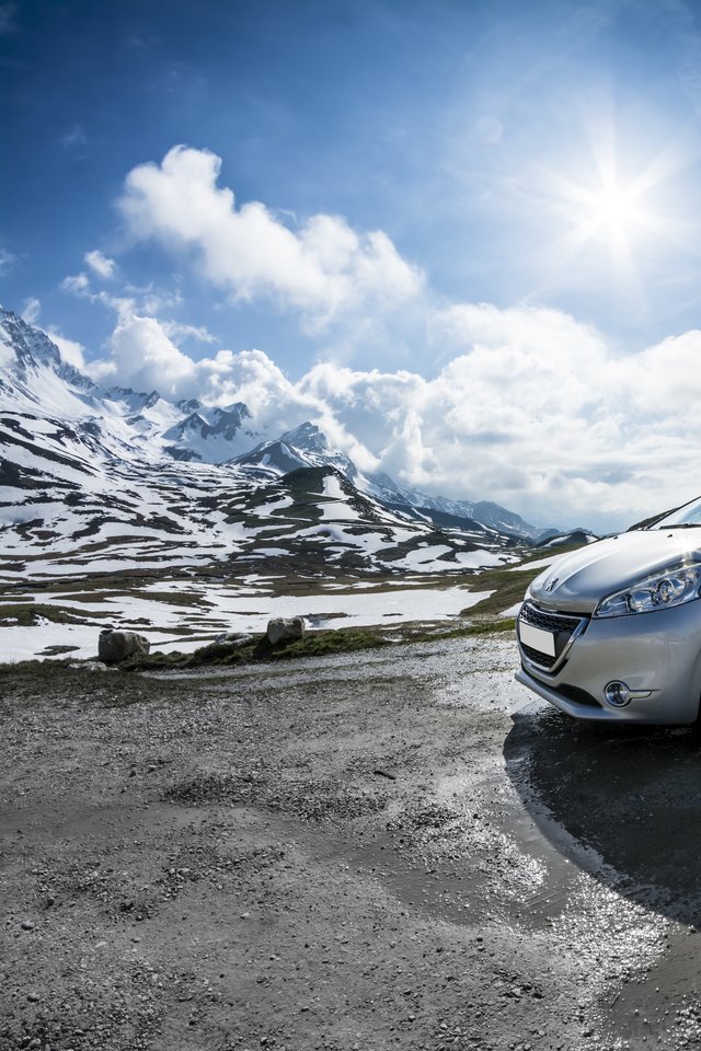 Peugeot, 208, Car, Mountain, View, Blue, White, Spring - Peugeot 208 Neige - HD Wallpaper 