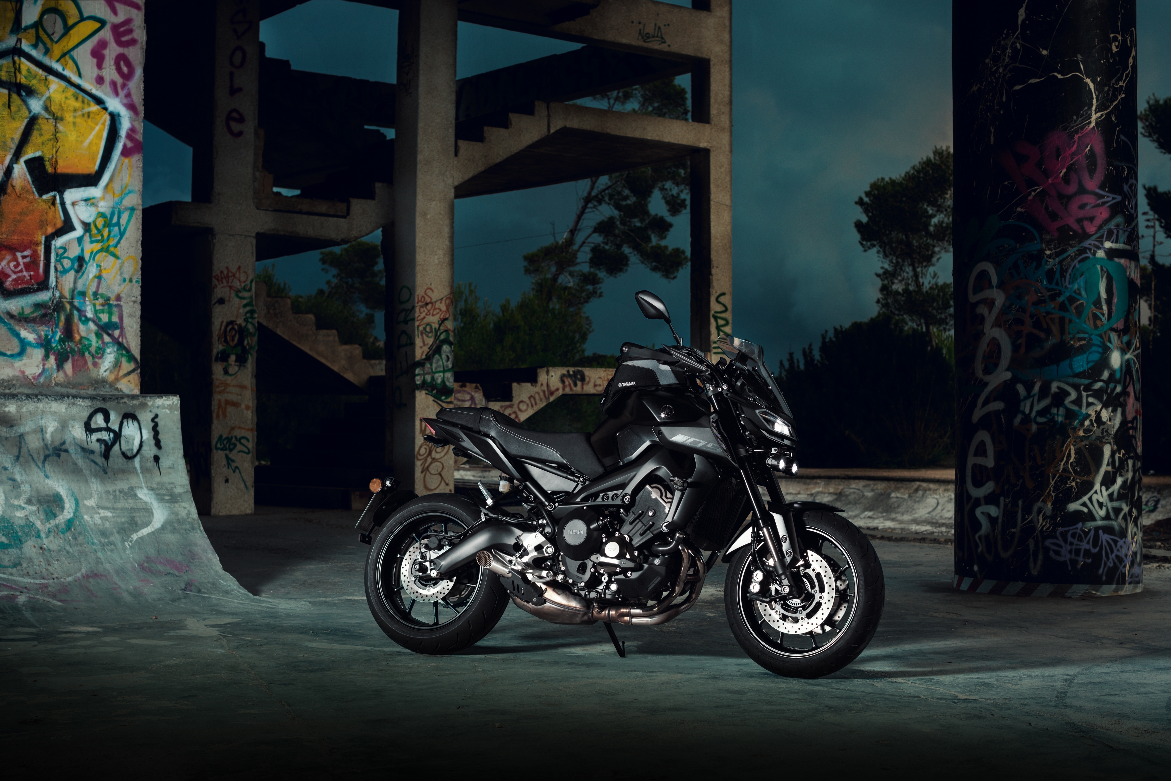 Yamaha Mt 09 Fog Lights - HD Wallpaper 
