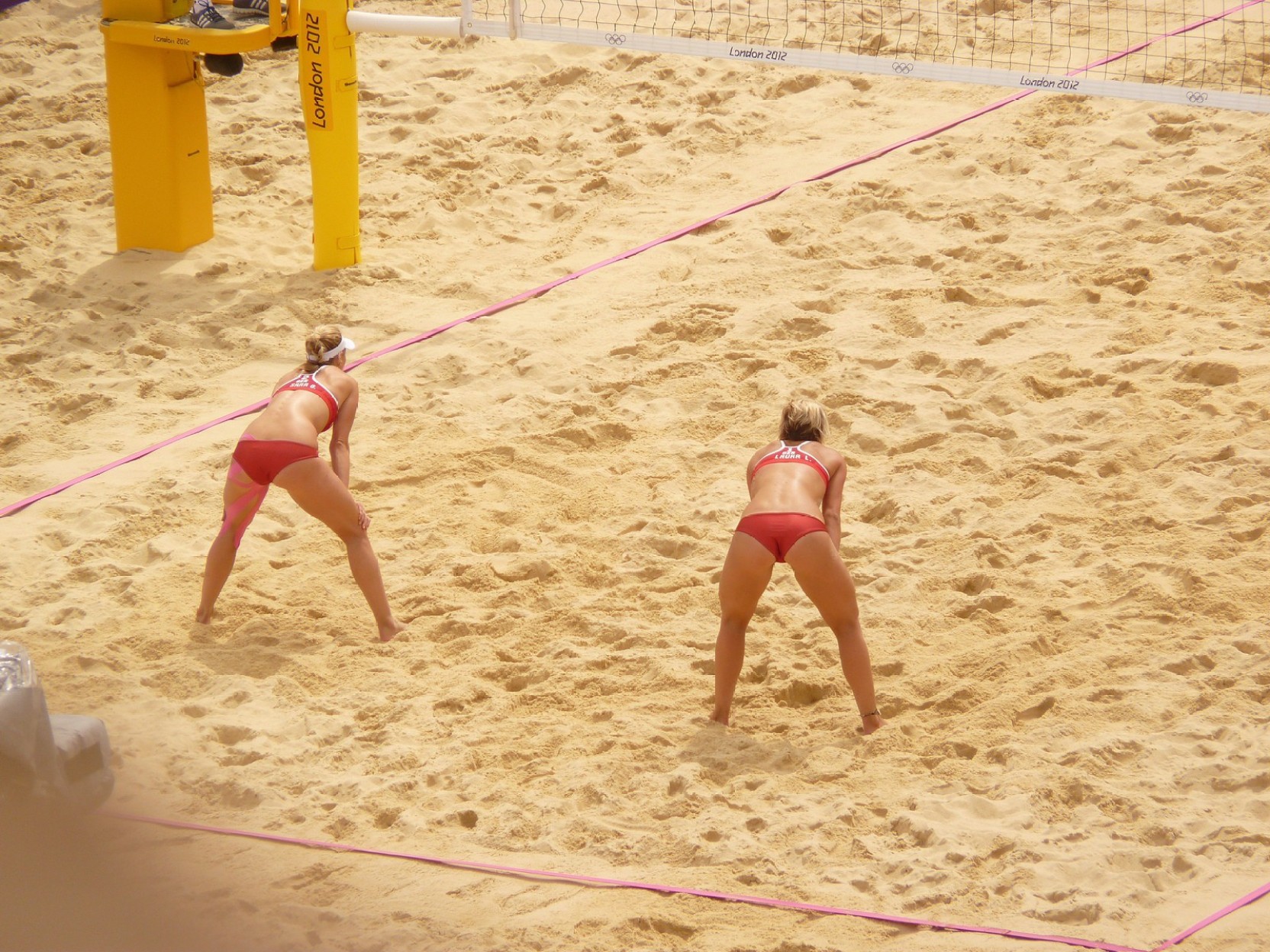 Beach Volleyball - HD Wallpaper 