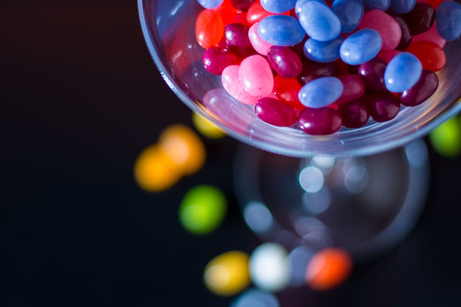 Selective Focus Photography Of Jelly Beans On Jar, - Jelly Bean Jar Black Background - HD Wallpaper 