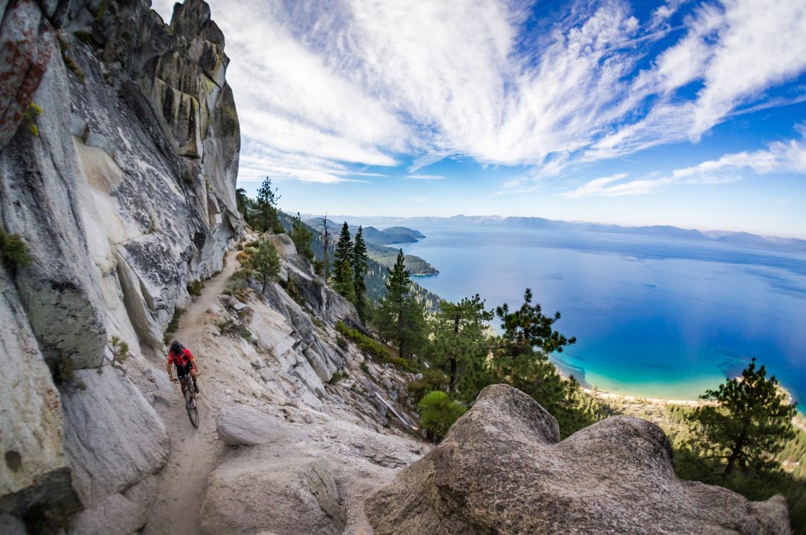 Download Wallpaper Cycling On The Mountain - Lake Tahoe Mountains Summer - HD Wallpaper 