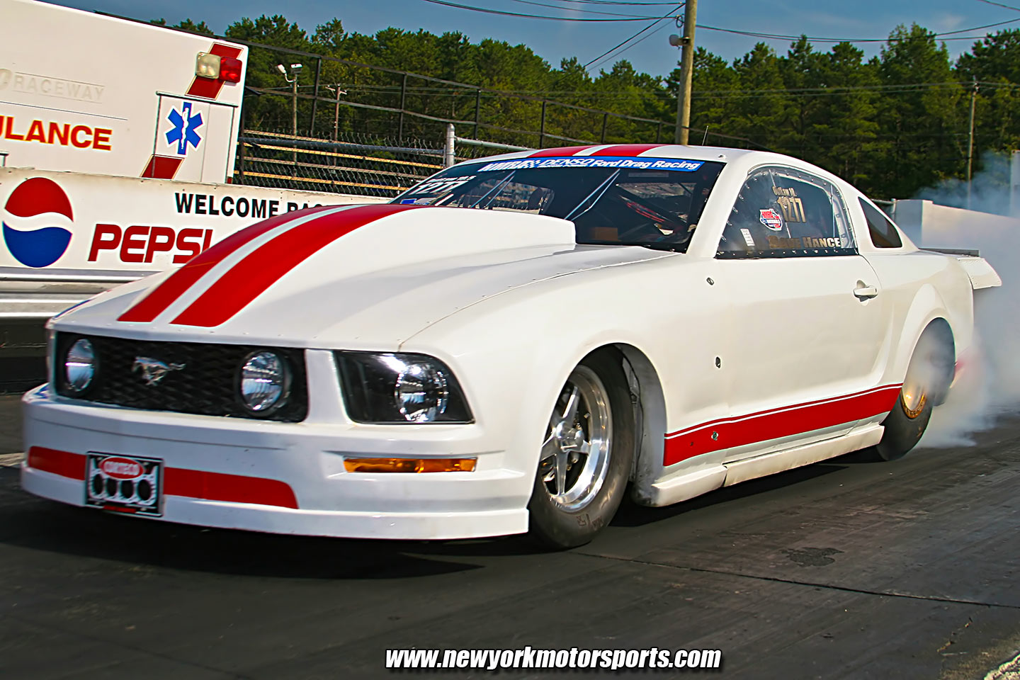 Outlaw 2011 Mustang Drag Car - HD Wallpaper 