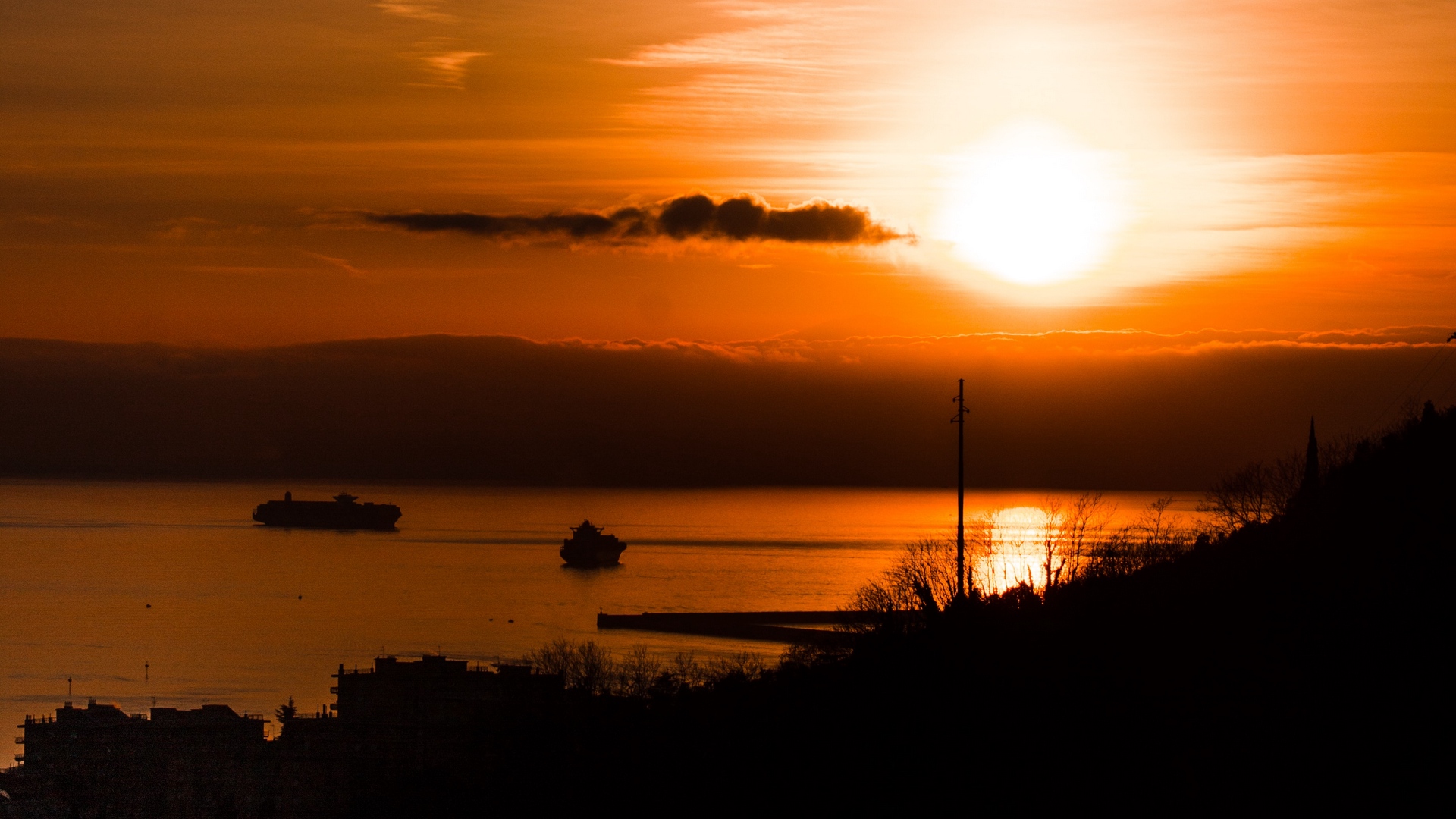 Wallpaper Sunset, Dark, Sea, Coast, Ships - Sunset - HD Wallpaper 