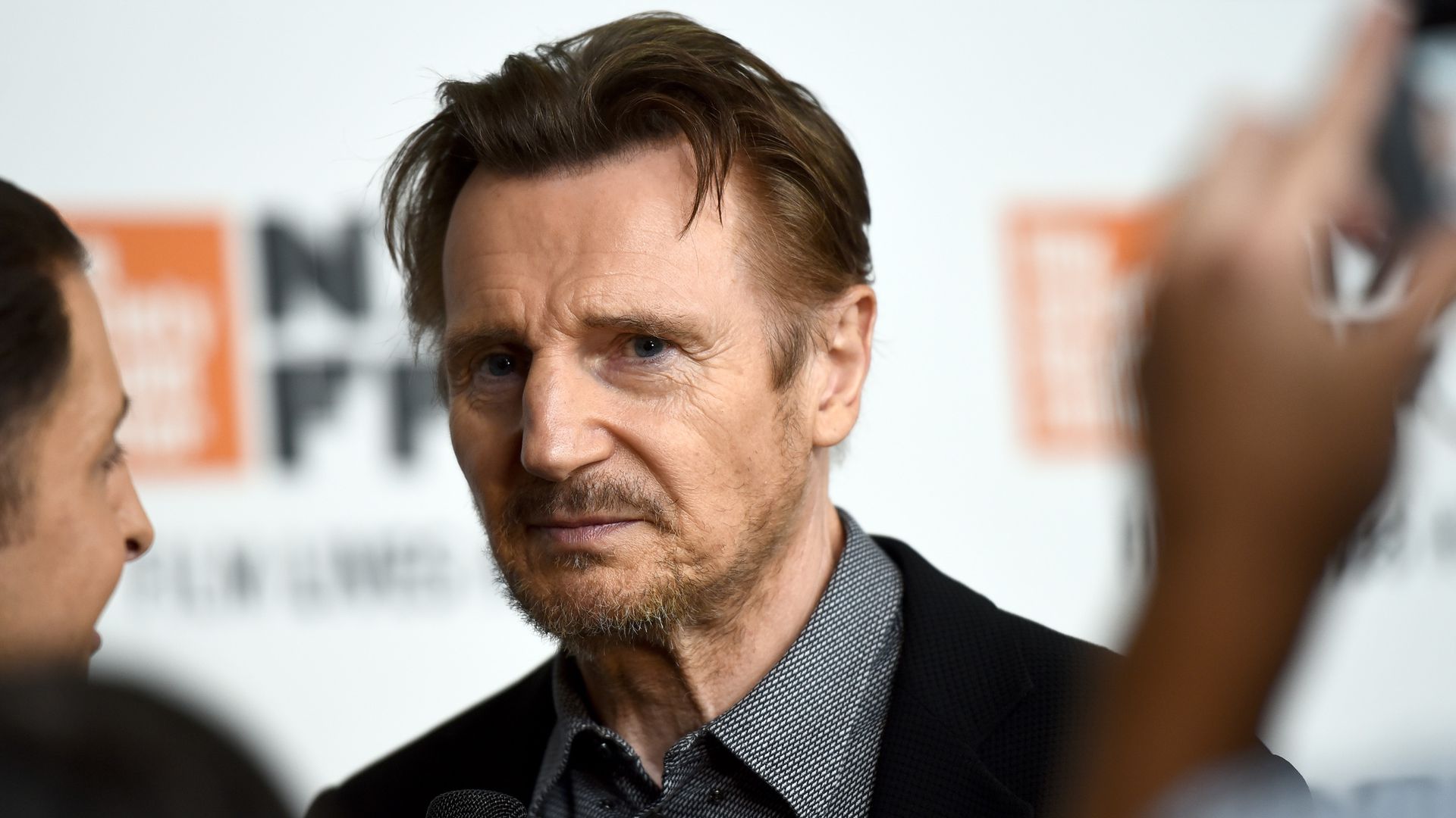 Liam Neeson - HD Wallpaper 