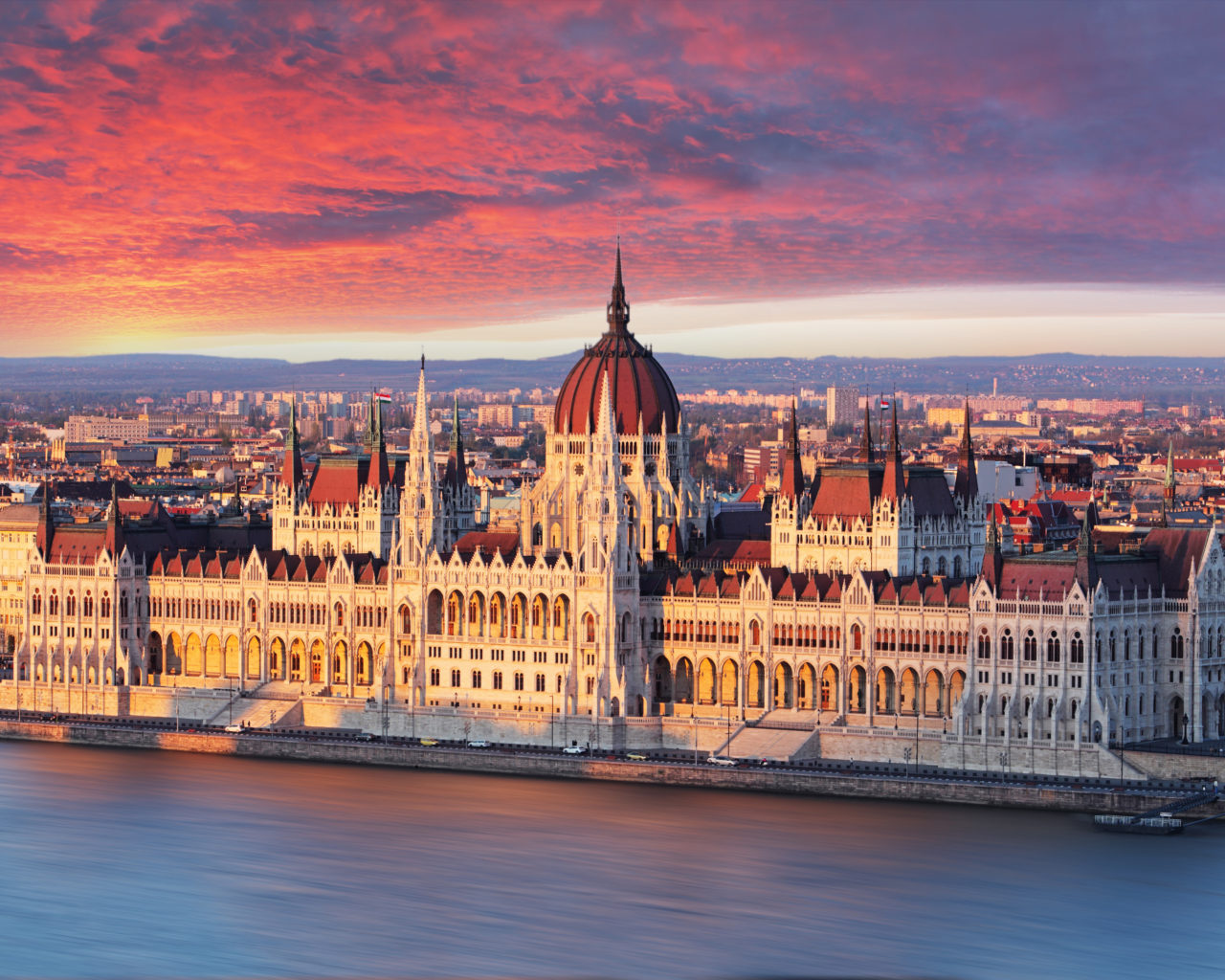 Hungarian Parliament Building - HD Wallpaper 