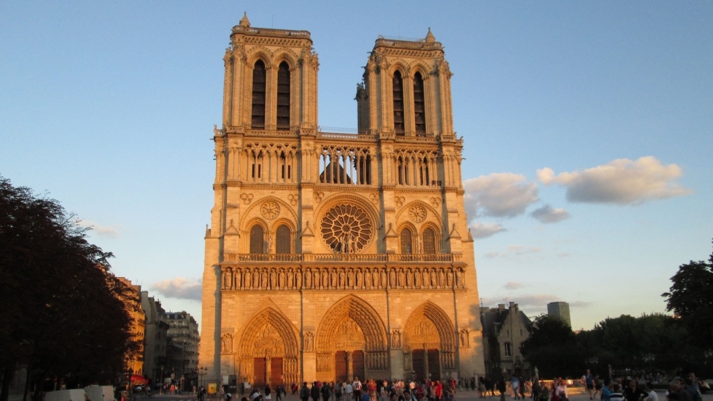 The Novel Notre Dame De Paris - Notre Dame De Paris - HD Wallpaper 