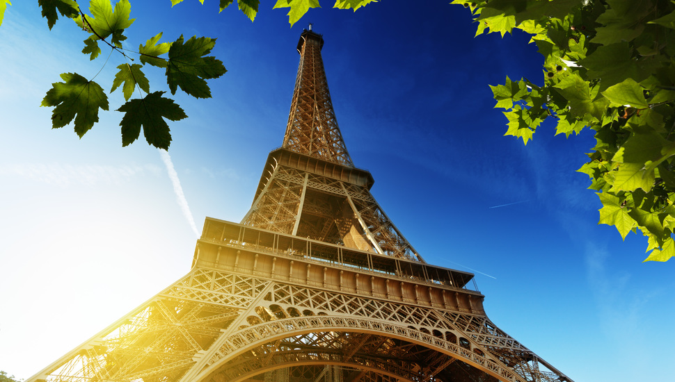 La Tour Eiffel, Eiffel Tower, Eiffel Tower, Paris, - Paris Eiffel Tower Sunlight Wallpaper Hd - HD Wallpaper 
