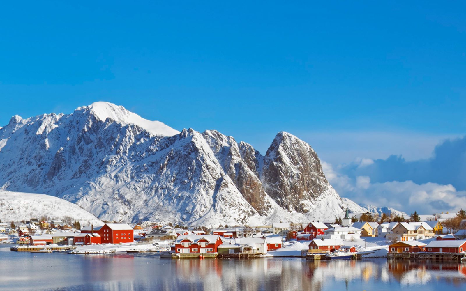 Beautiful Lofoten Islands In Norway Hd Wallpaper - Lofoten Islands Winter Hd - HD Wallpaper 