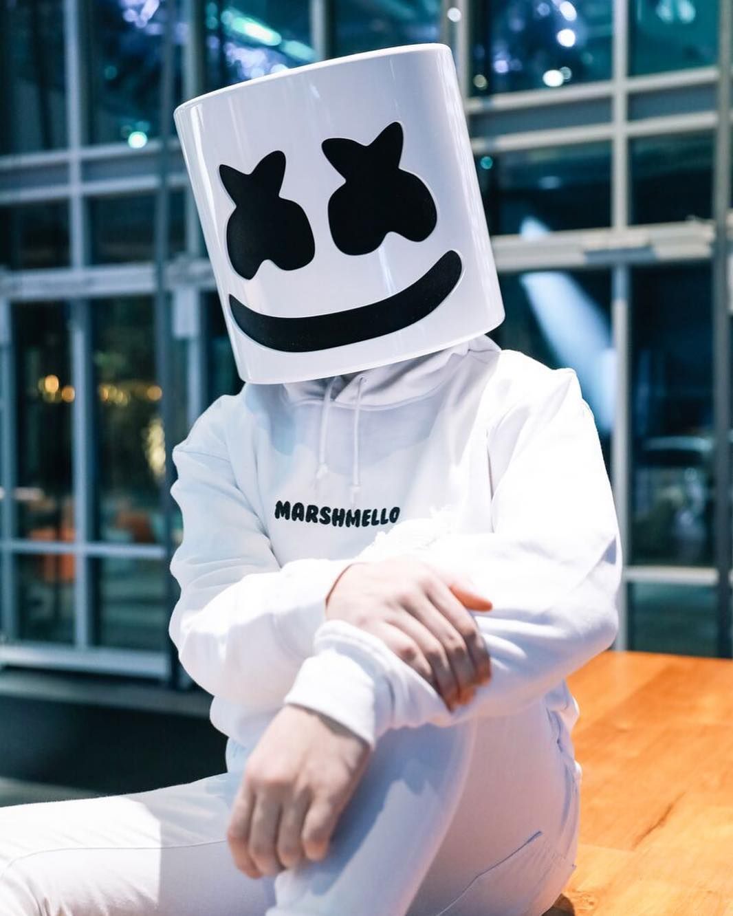 Marshmallow Dj 1066x1332 Wallpaper Teahub Io