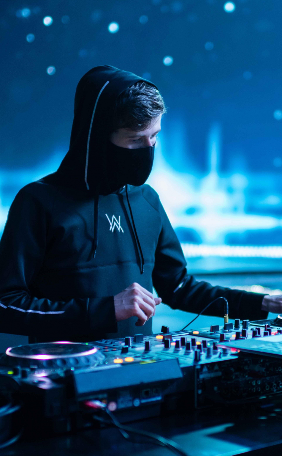 Alan Walker, Musician, Famous Dj, Wallpaper - Alan Walker Wallpaper 4k - HD Wallpaper 