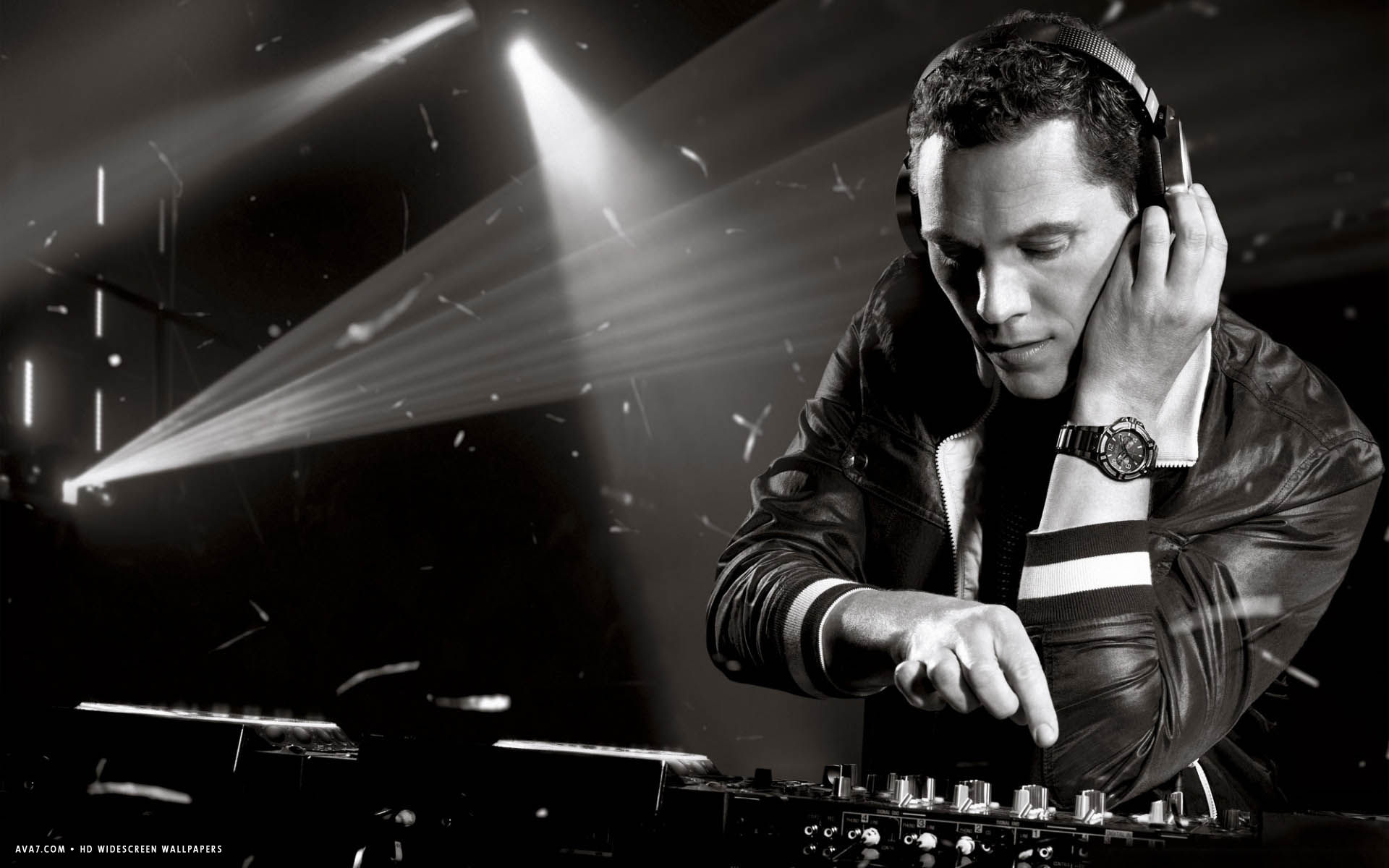 Tiesto Dj Disc Jockey Music Hd Widescreen Wallpaper - Tiesto Hd - HD Wallpaper 