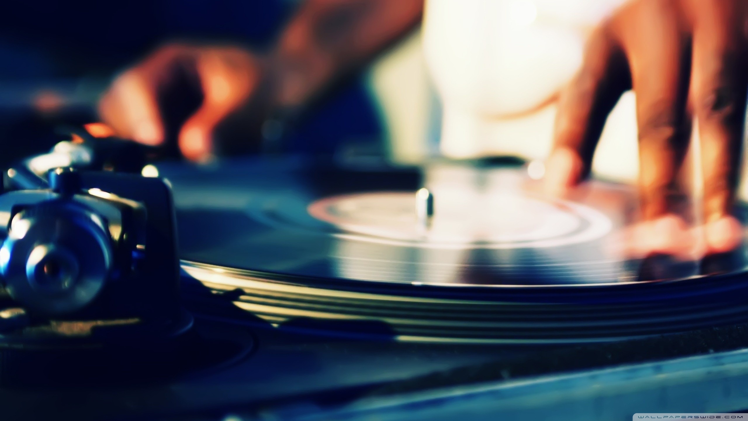 Vinyl Dj - HD Wallpaper 