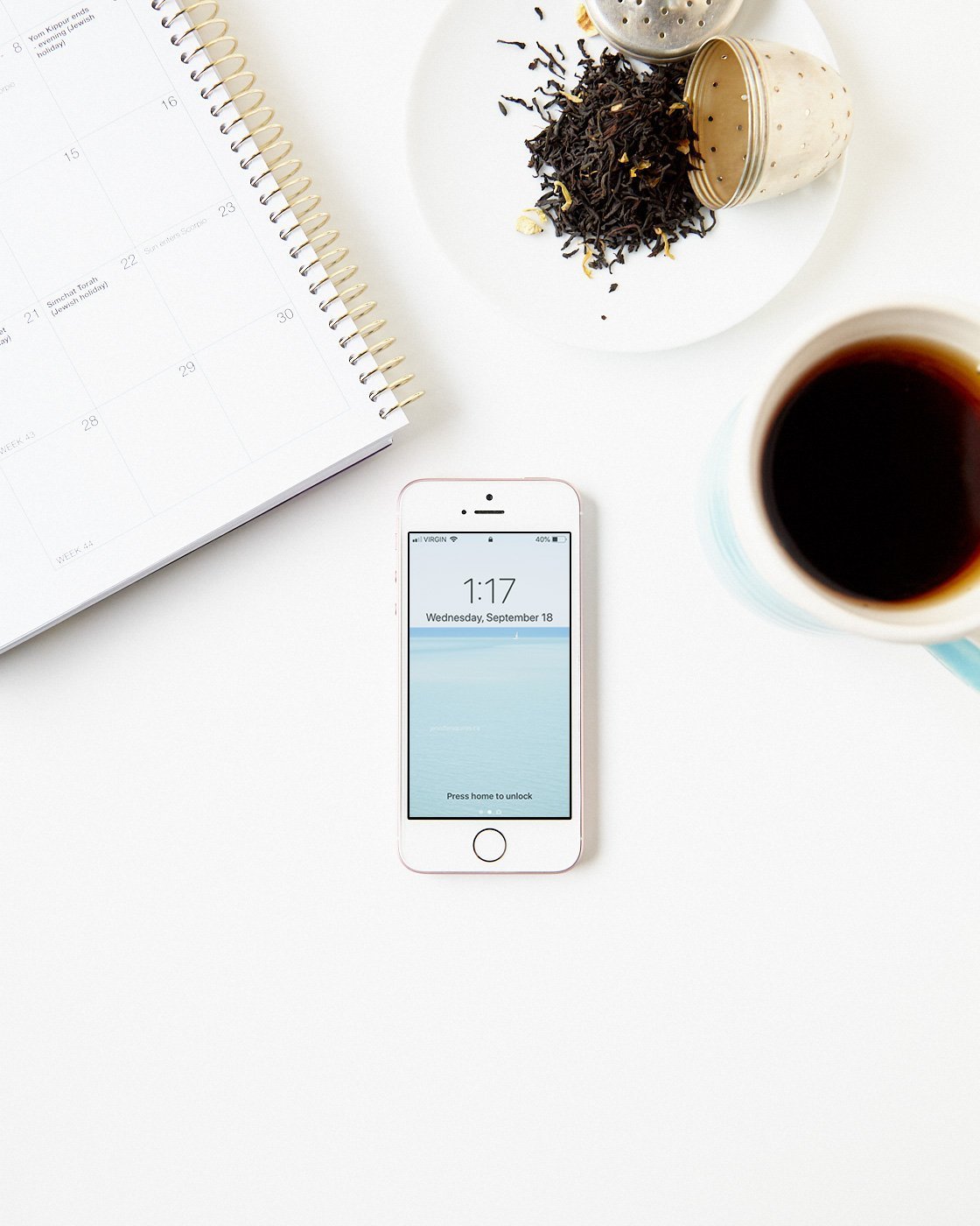 Relaxing October 2019 Wallpaper With Calendar For Iphone - Iphone - HD Wallpaper 