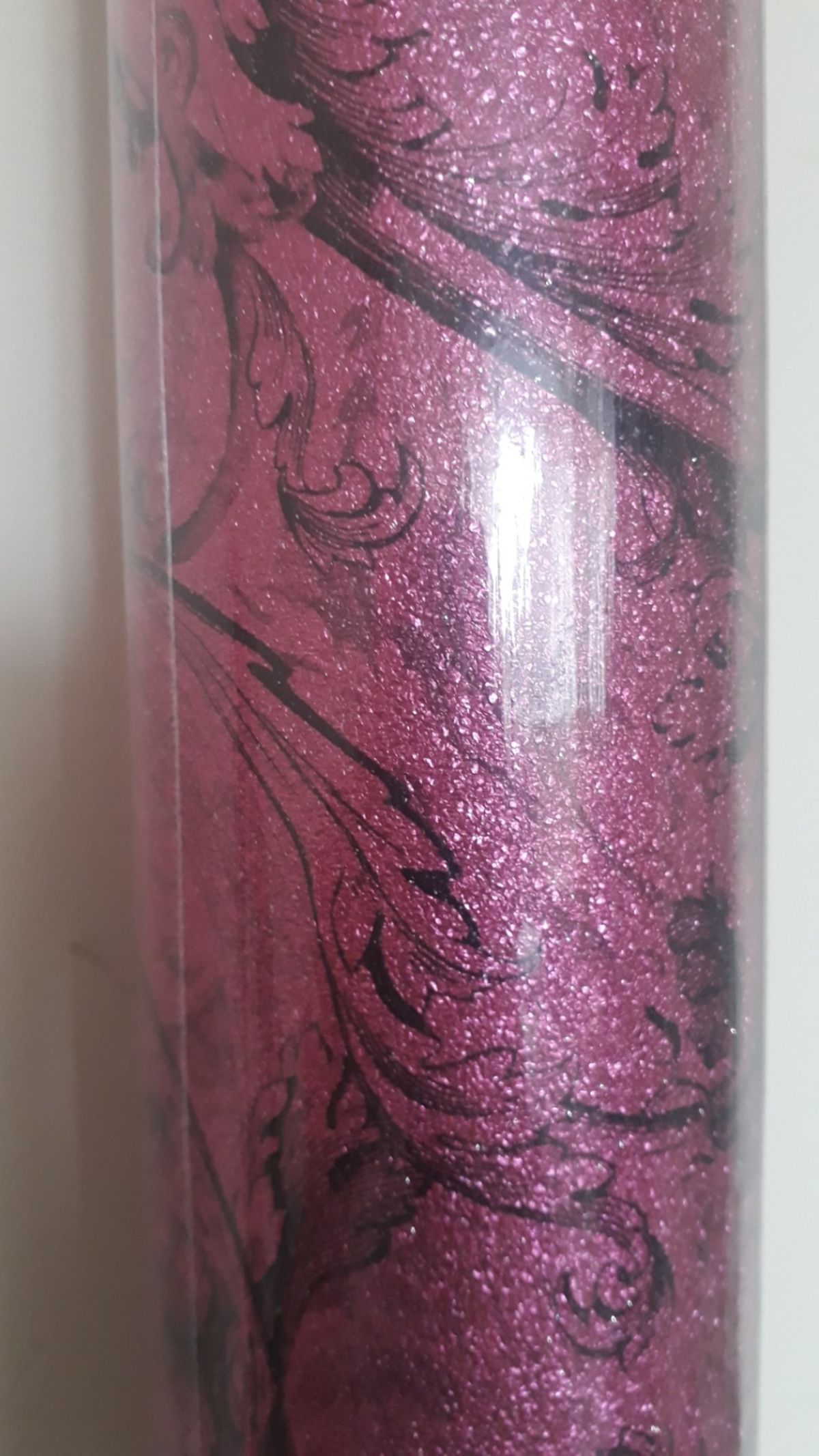 Still Wrapped Wallpaper With Designs In Black
selling - Visual Arts - HD Wallpaper 