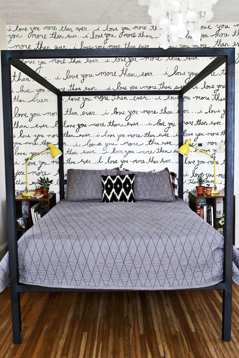 Hand Painted Bedroom Wall - Black And White Accent Wall Ideas - HD Wallpaper 