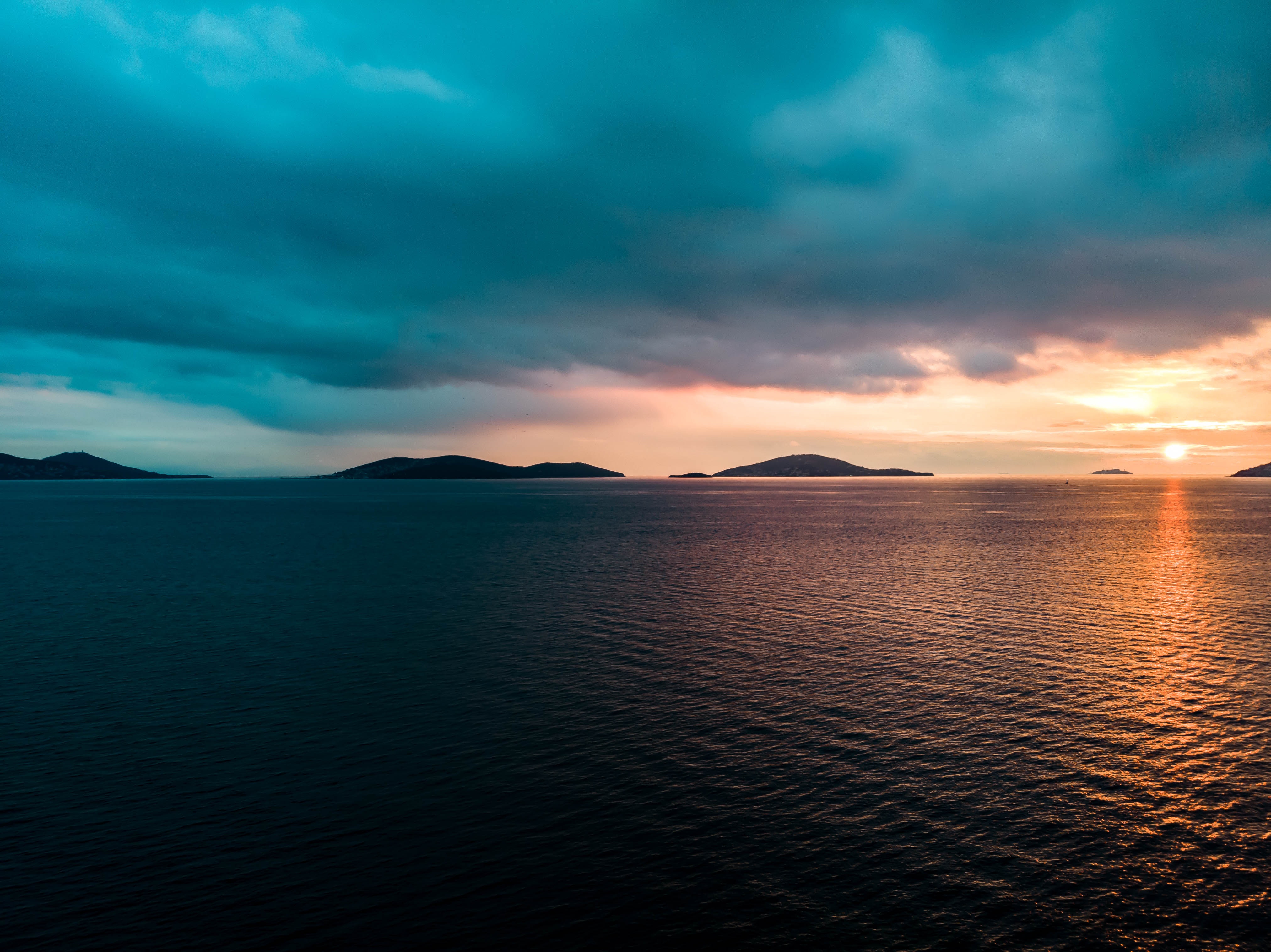Teal Colour Wallpaper - HD Wallpaper 