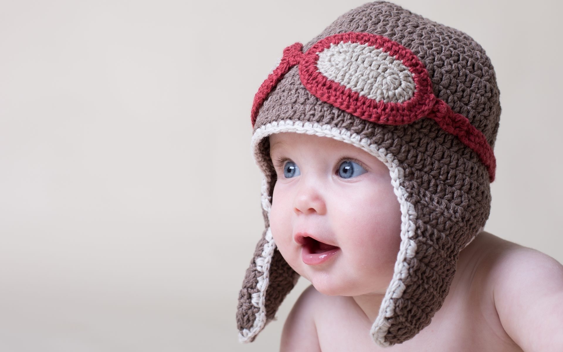 Most Beautiful Baby Boy Wallpapers 
 Data-src /w/full/8/a/e/340283 - Baby Photo With Santa's Cap Hd - HD Wallpaper 