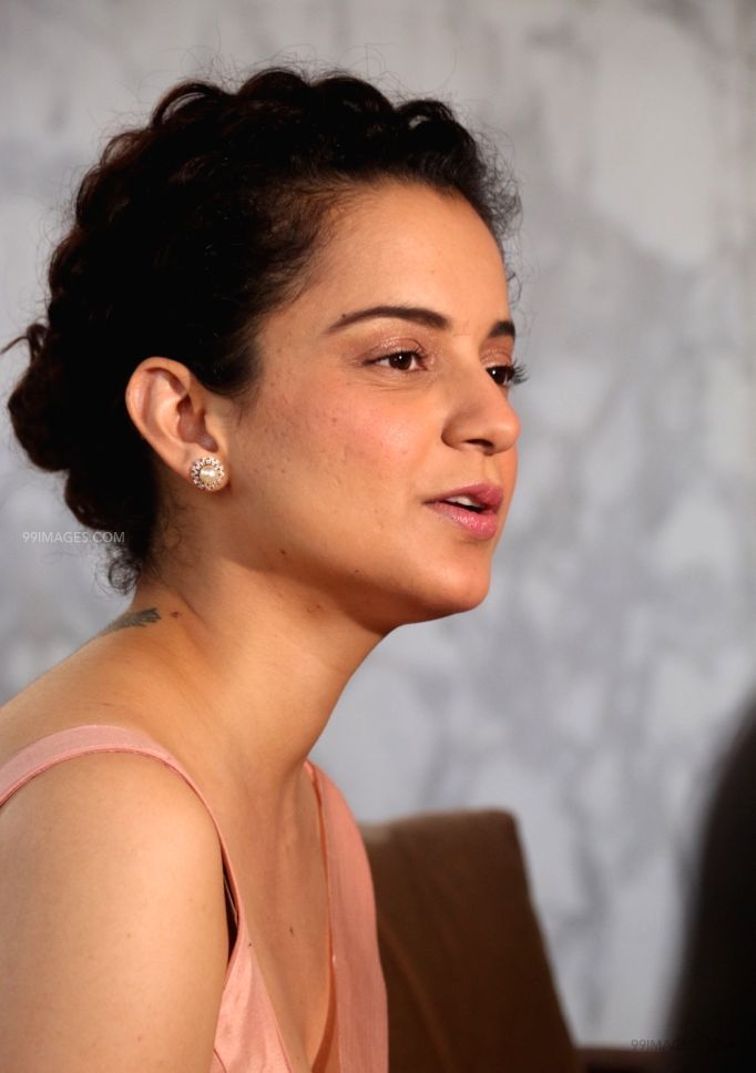 Kangana Ranaut Latest Hot Beautiful Photos / Wallpapers - HD Wallpaper 