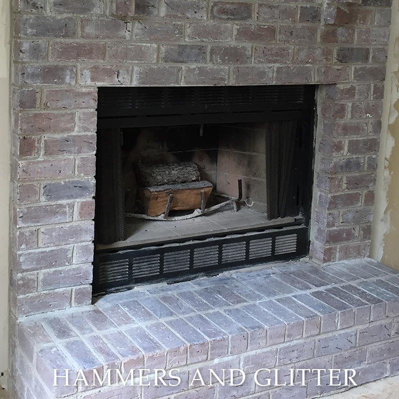 Whitewashing A Brick Fireplace - Hearth - HD Wallpaper 
