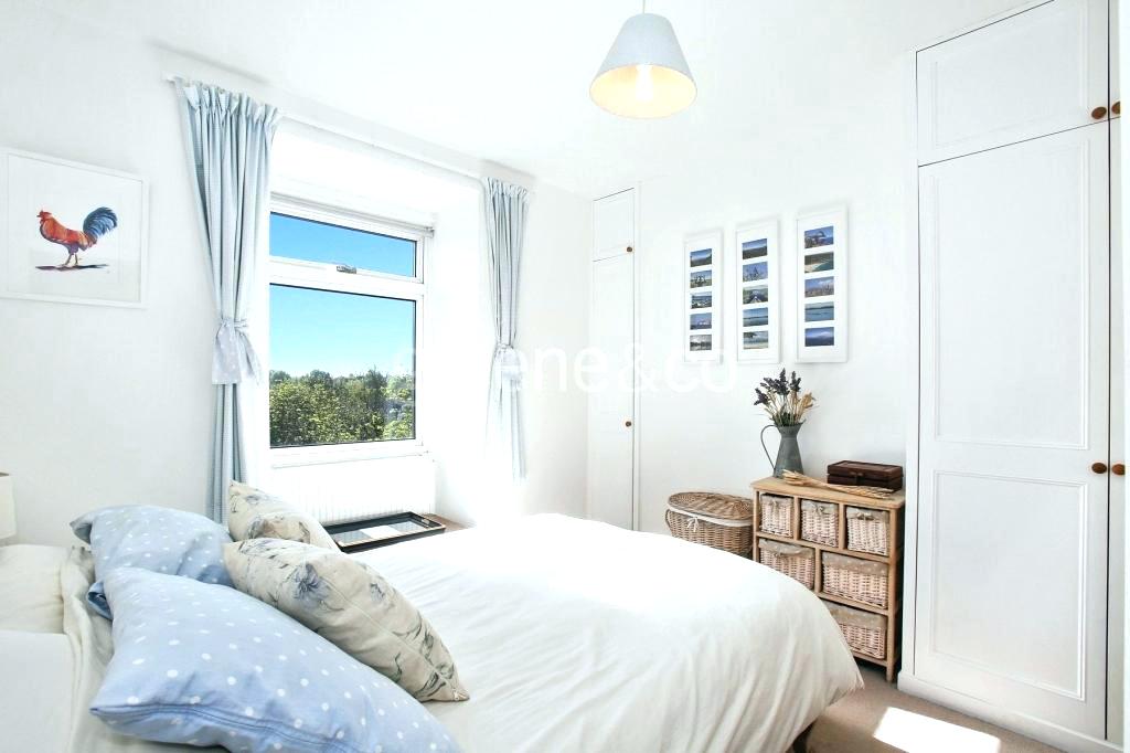 Plain Wallpaper Borders Bedroom 1024x682 Wallpaper teahub.io