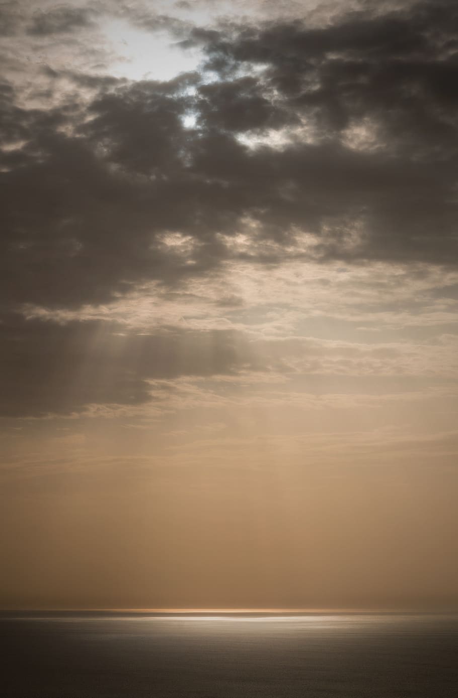 Portugal, Cabo Da Roca, Sea, Sun Rays, Heavenly, Ocean, - Sunlight - HD Wallpaper 