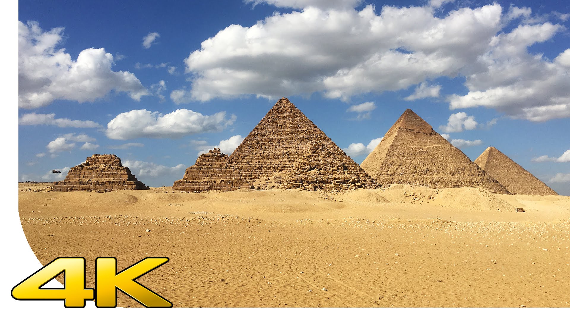 The Pyramids In Cairo - Pyramids Of Egypt Screensaver - HD Wallpaper 