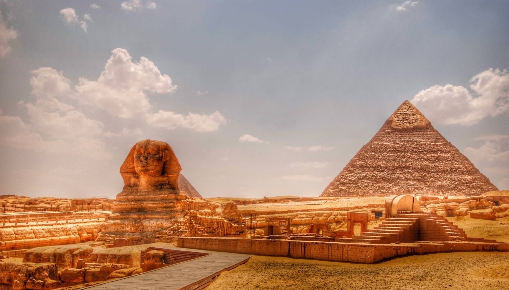 Egyptian Pyramids - HD Wallpaper 