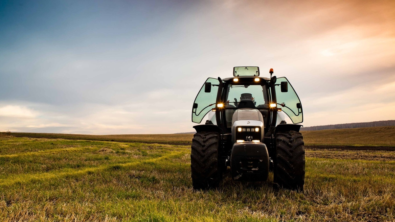 Трактора Хтз Фото Пейзаж - HD Wallpaper 