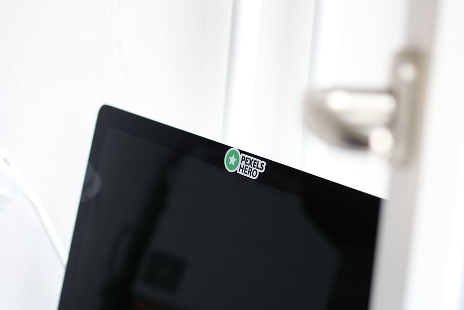Closeup Photo Of Opened Black Laptop Computer With - Photograph - HD Wallpaper 