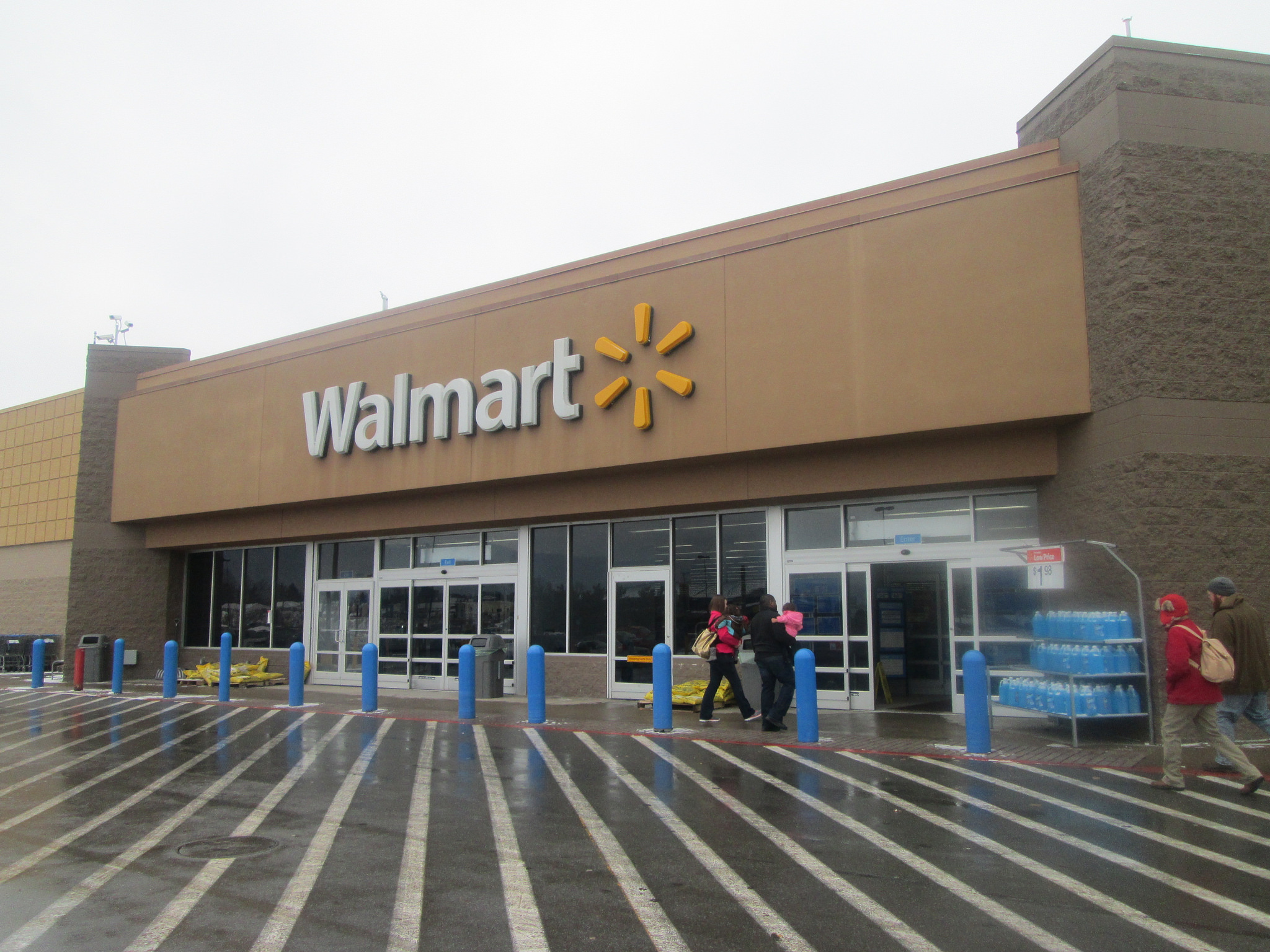 Walmart Bans Video Games - HD Wallpaper 