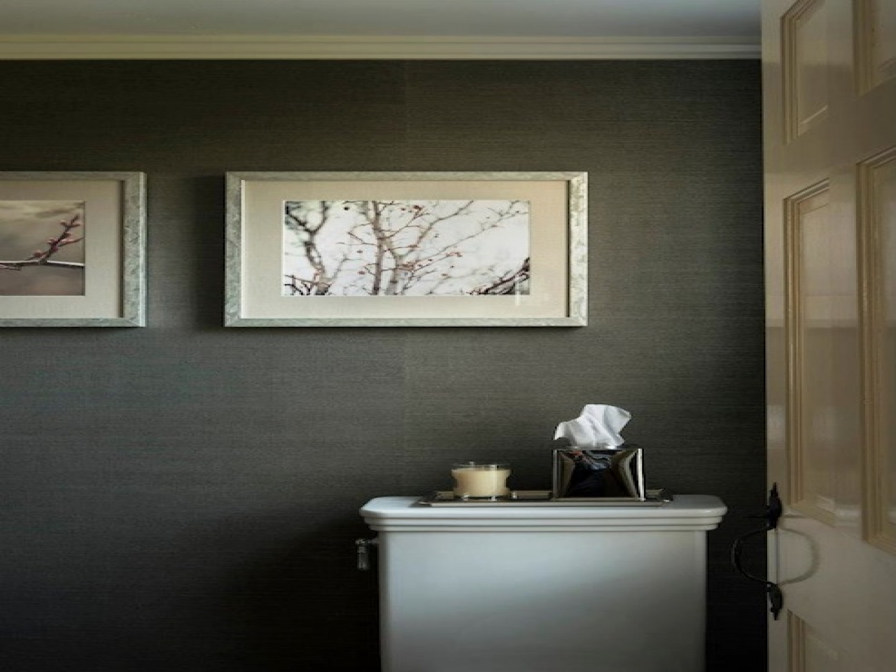 Textured Wallpaper In Bathroom Gray Sepia Prints - Phillip Jeffries Grasscloth - HD Wallpaper 
