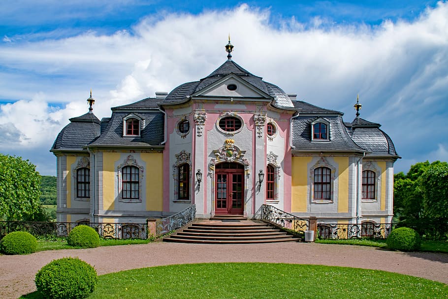 The Rococo Castle, Dornburg, Thuringia Germany, Old - Dornburg - HD Wallpaper 