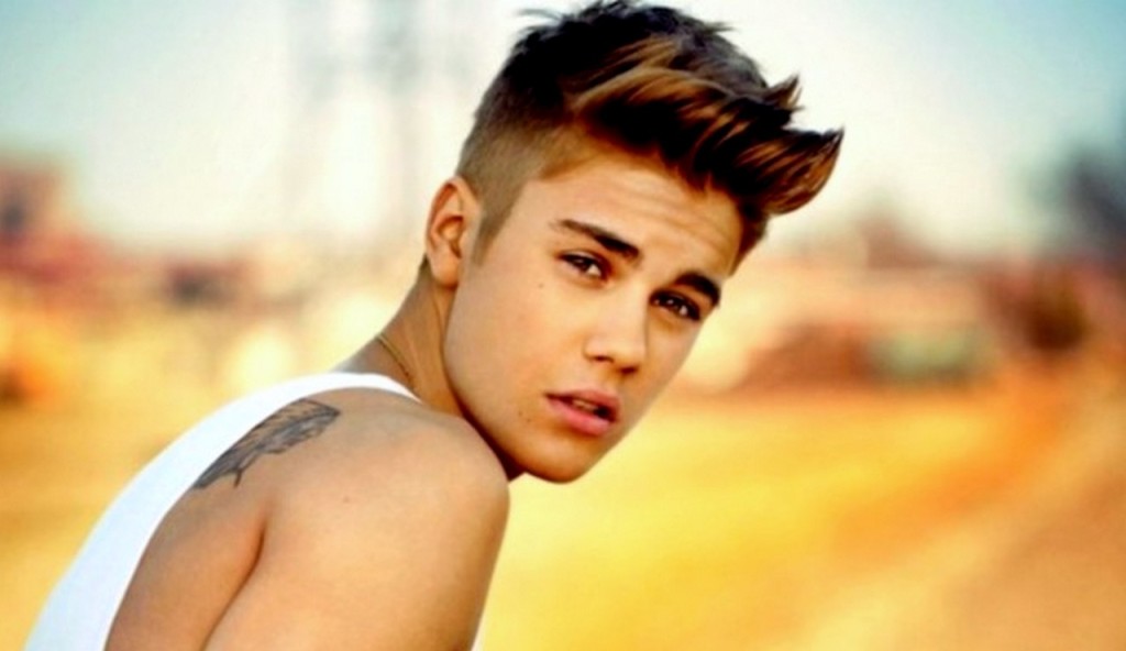 Isis Bamboozles Justin Bieber Fans In Radical Fashion - Men Justin Bieber Hairstyle - HD Wallpaper 