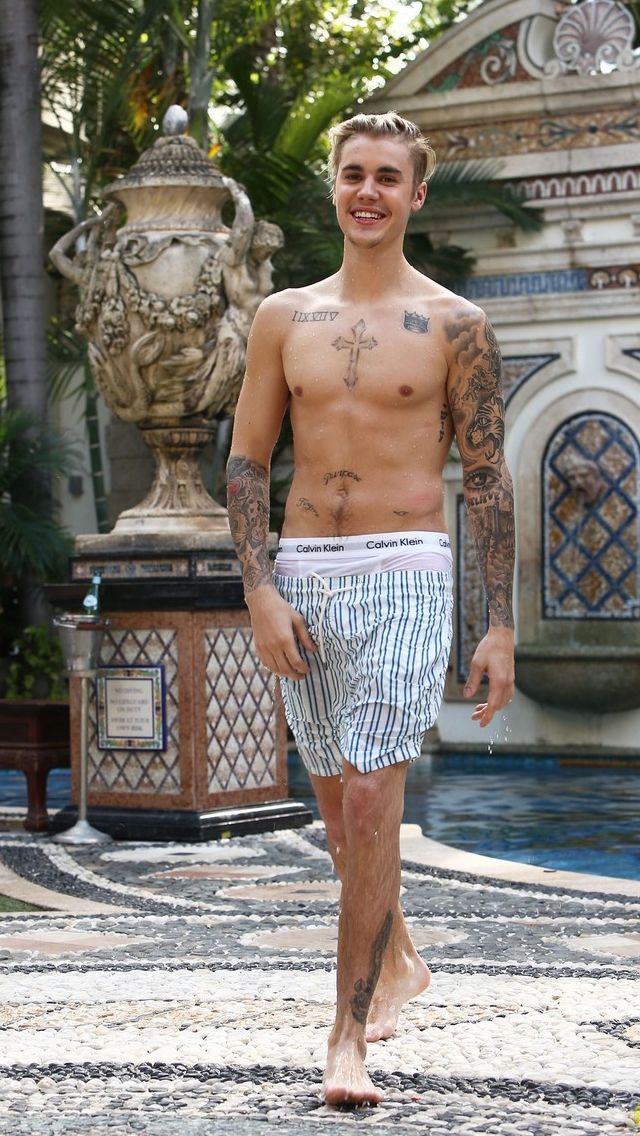 Justin Bieber Body Tattoos - 640x1136 Wallpaper 