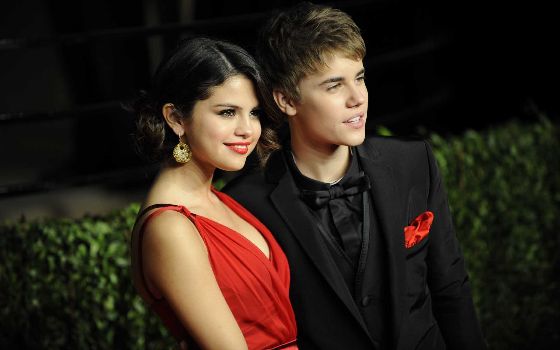 Selena Gomez And Justin Bieber Hd - HD Wallpaper 