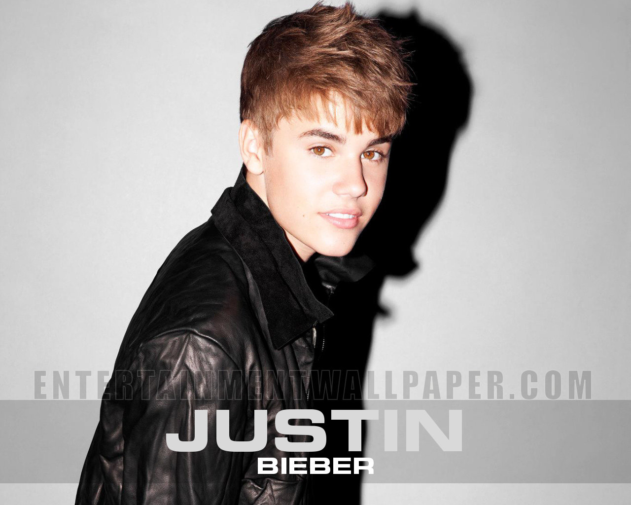 Collection Of Free Download Justin Bieber Images Wallpapers - Justin Bieber  Under The Mistletoe - 1280x1024 Wallpaper 
