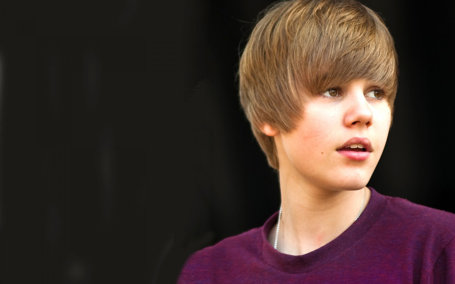 Justin Bieber Hd Wallpaper - Justin Bieber Wallpaper In Hd - HD Wallpaper 