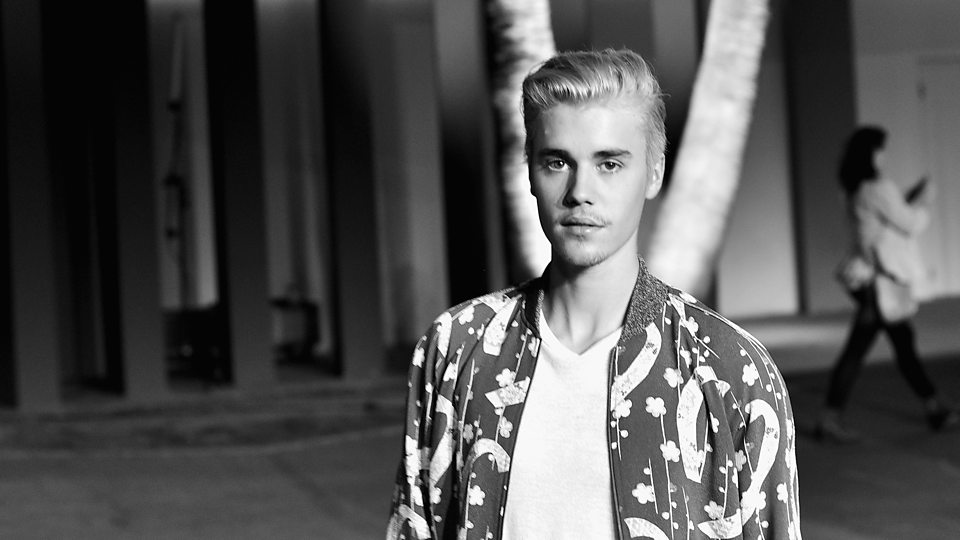 Justin Bieber So Depressed - HD Wallpaper 