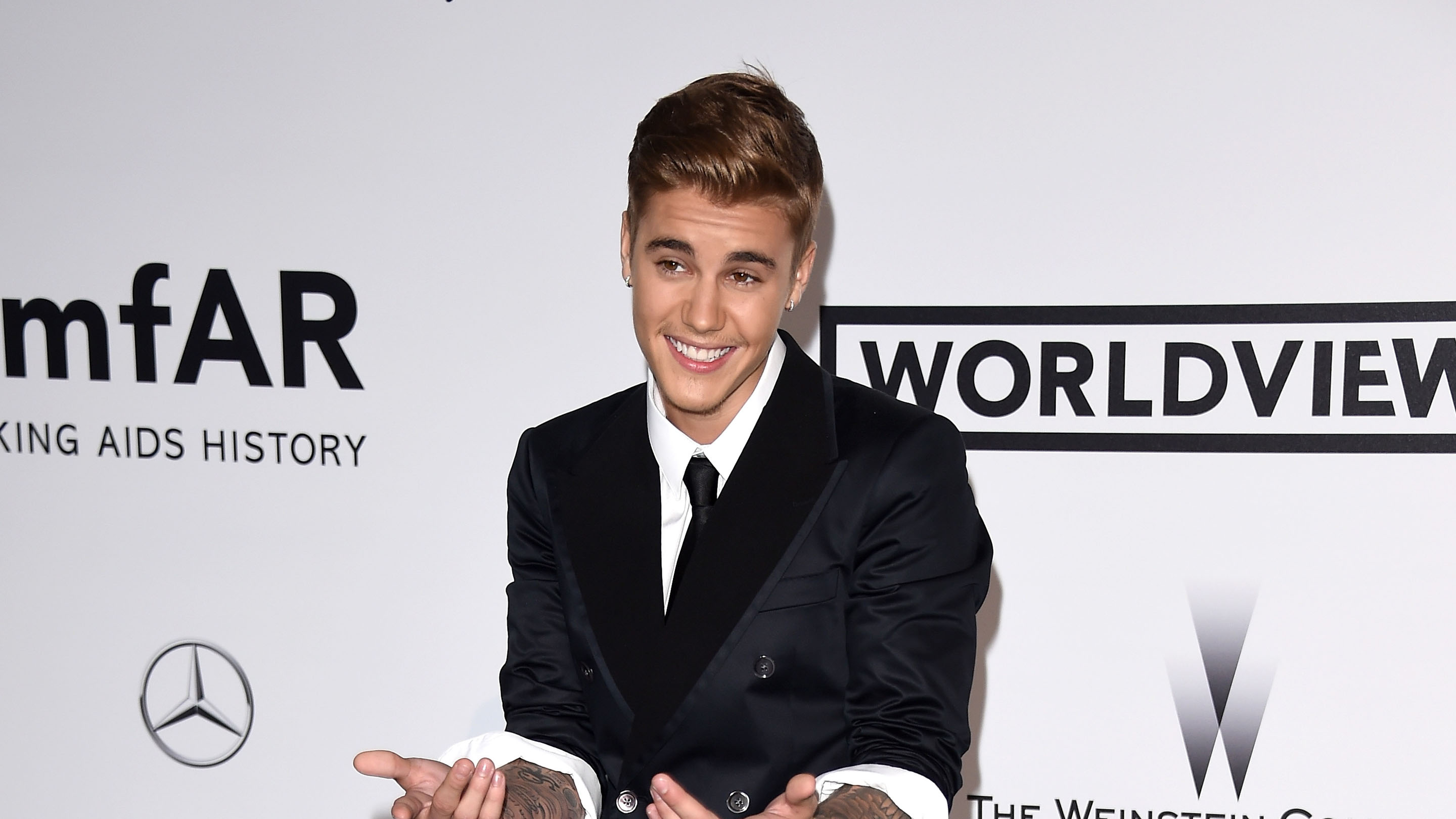 Gentleman - HD Wallpaper 