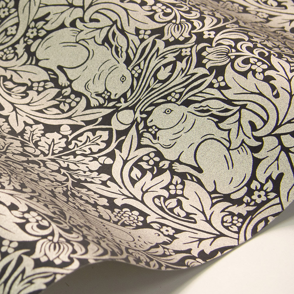 Morris Brer Rabbit Ink / Silver Wallpaper - Wallpaper - HD Wallpaper 