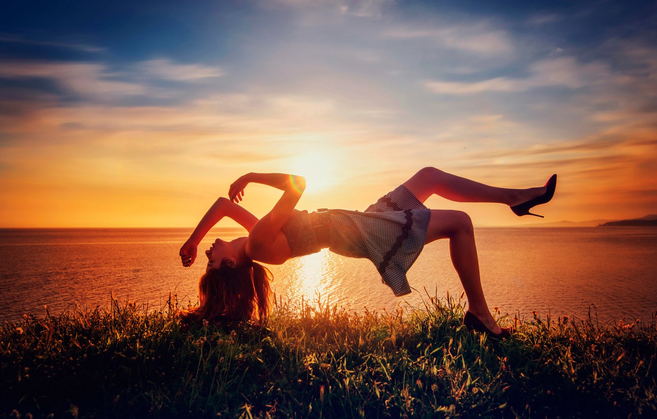 Photo Wallpaper Girl, Levitation, Dream, A Ray Of Sunshine - Seven24 & Cj Rcm I M Alive Denis Neve Remix Symb - HD Wallpaper 