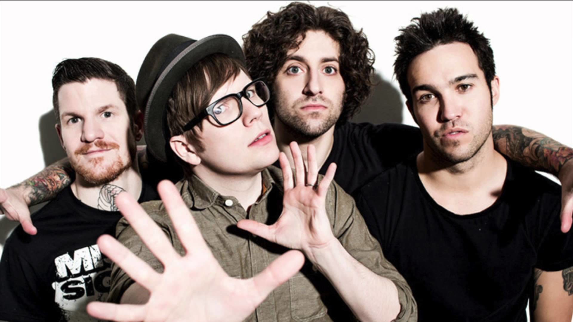 Fall Out Boy Wallpapers 
 Data-src - Fall Out Boy Iconic - HD Wallpaper 