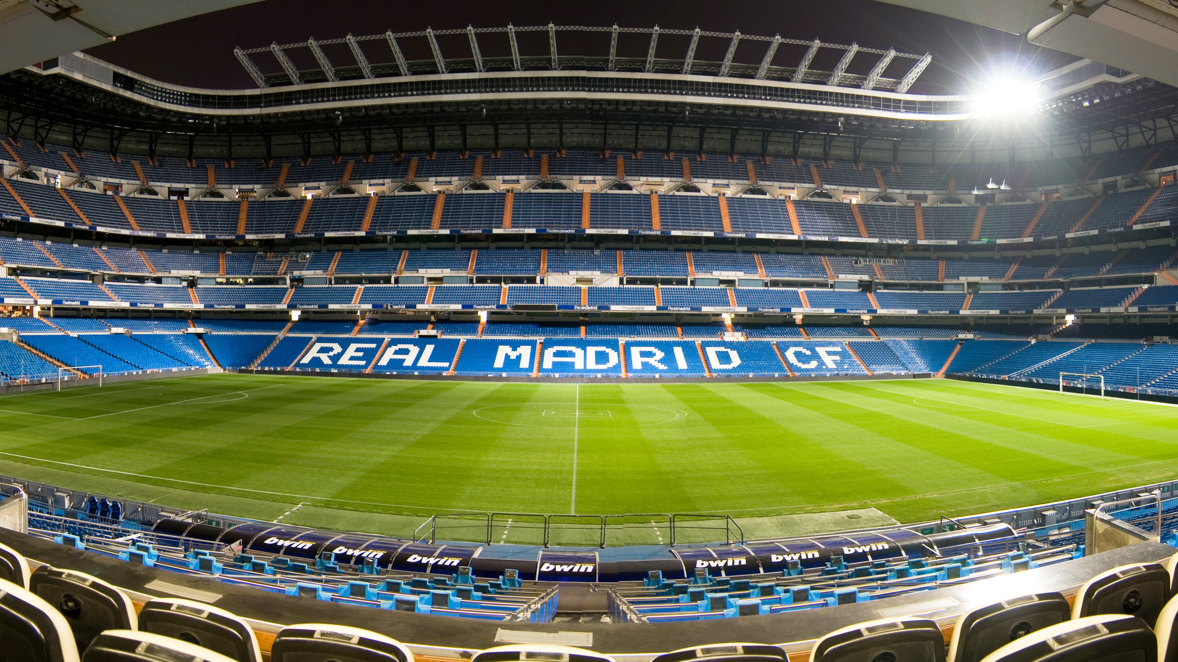 Santiago Bernabéu Stadium - HD Wallpaper 