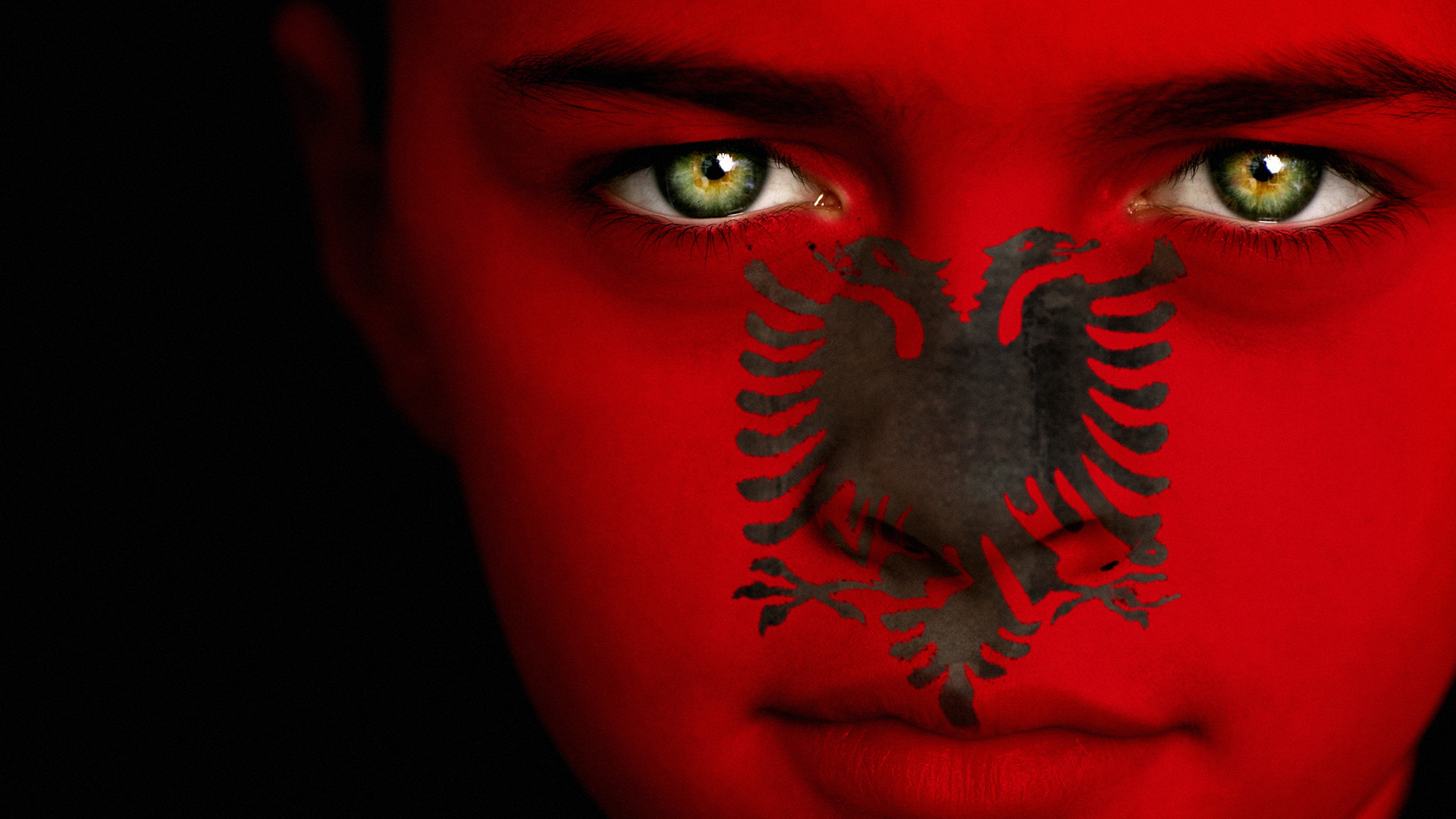 Albanian Flag Boy 
 Src Free Download Albanian Flag - Mechelen City Hall - HD Wallpaper 