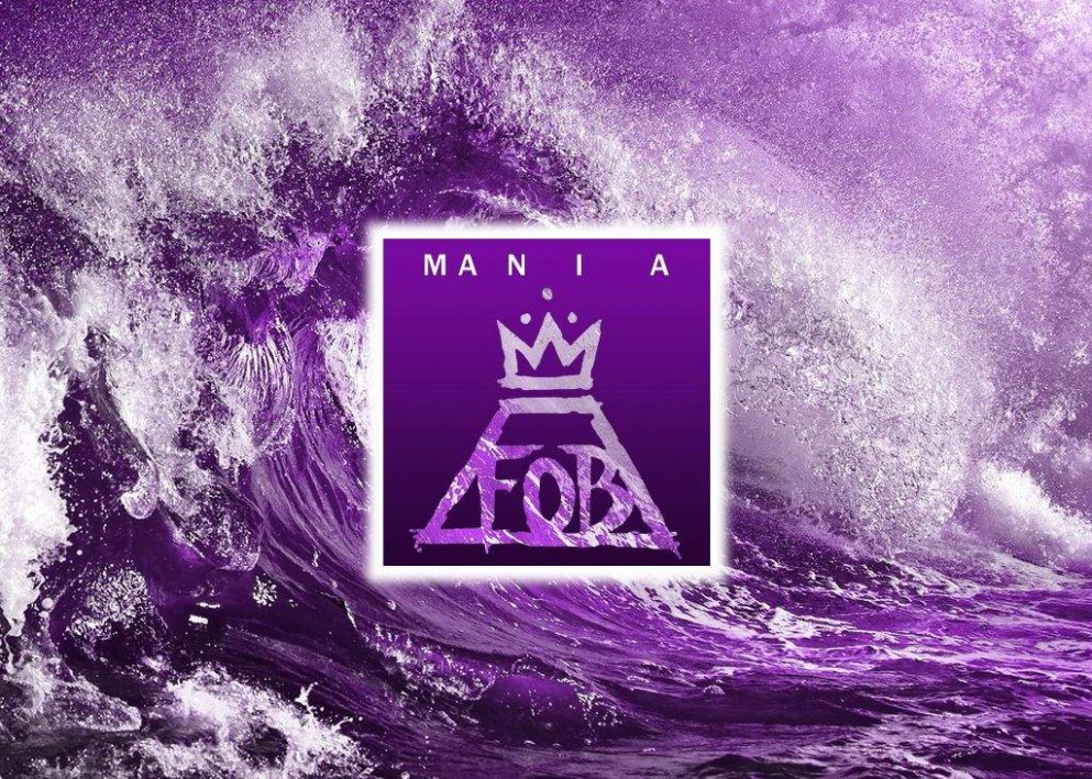 Mania Wallpaper - Fall Out Boy Wall Paper Mania - HD Wallpaper 