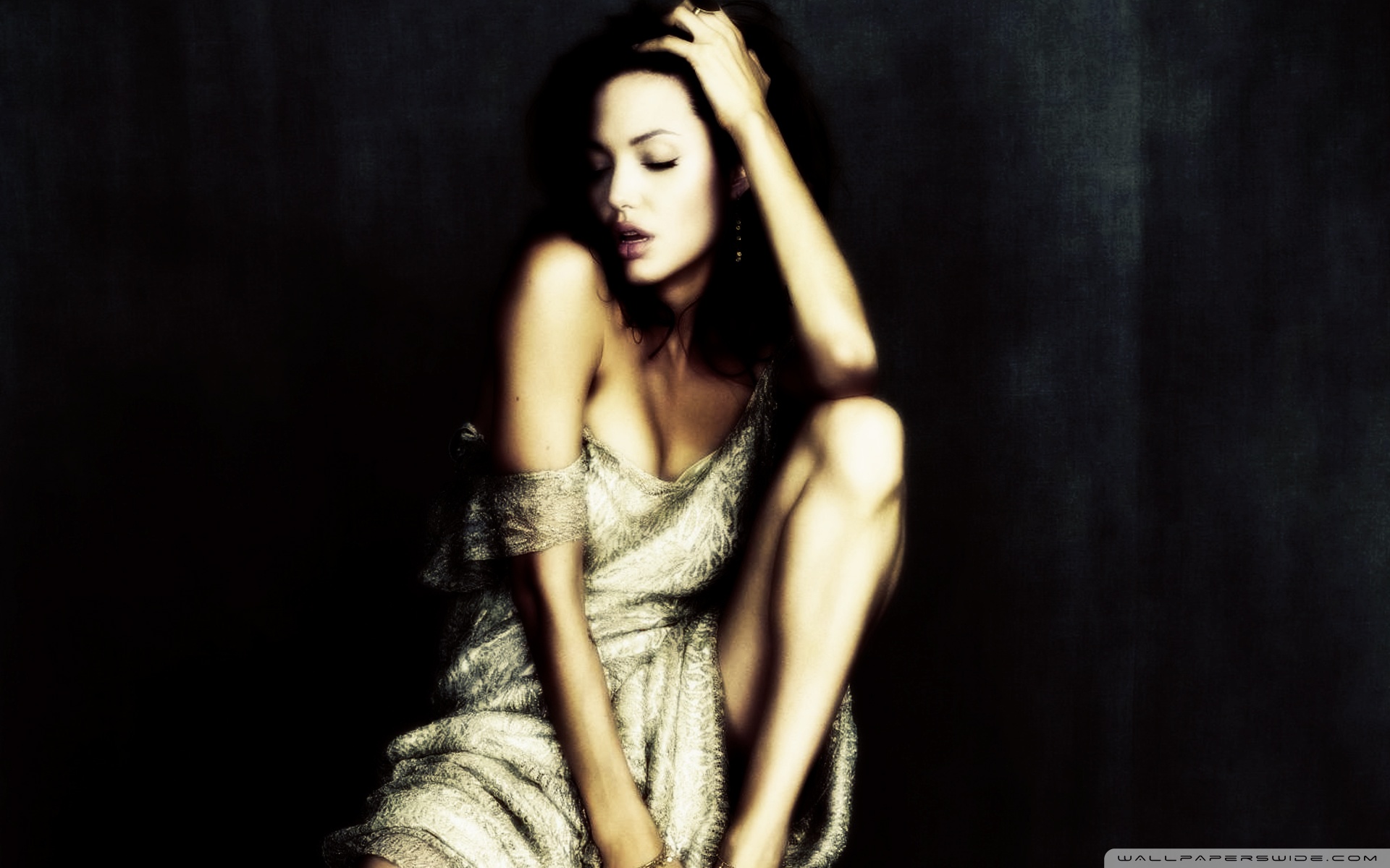 Angelina Jolie Wallpaper Sexy - HD Wallpaper 