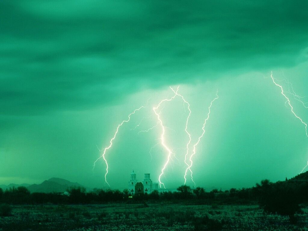 Green, Storm, And Lightning Image - Green Lightning In Sky - HD Wallpaper 