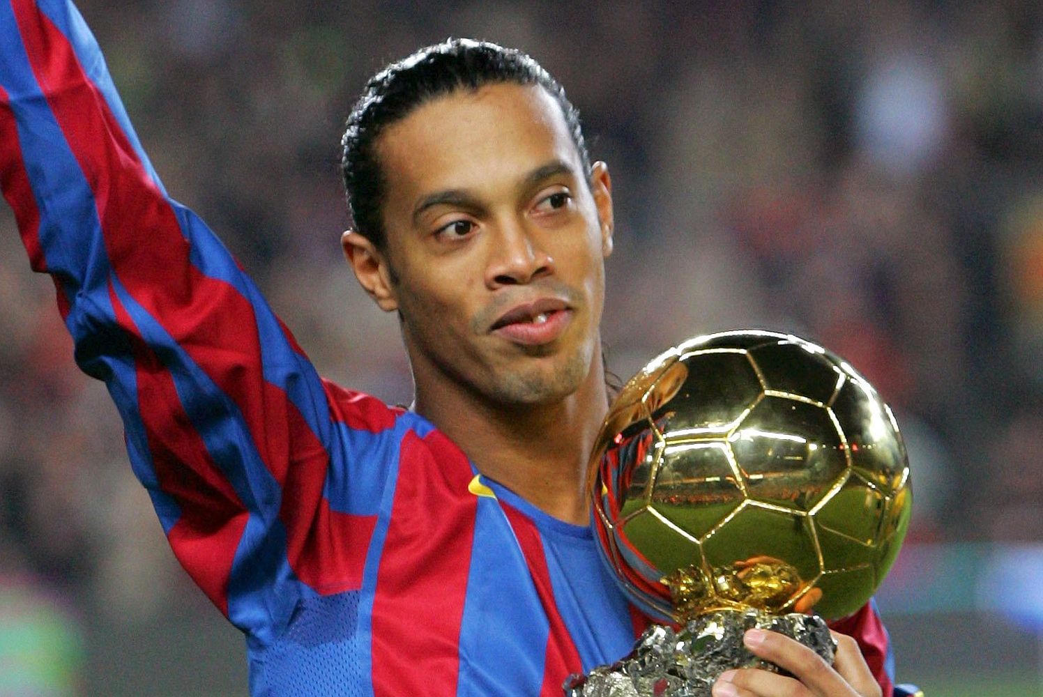 Ronaldinho, For Pc & Mac, Tablet, Laptop, Mobile - Le Photo De Ronaldinho - HD Wallpaper 
