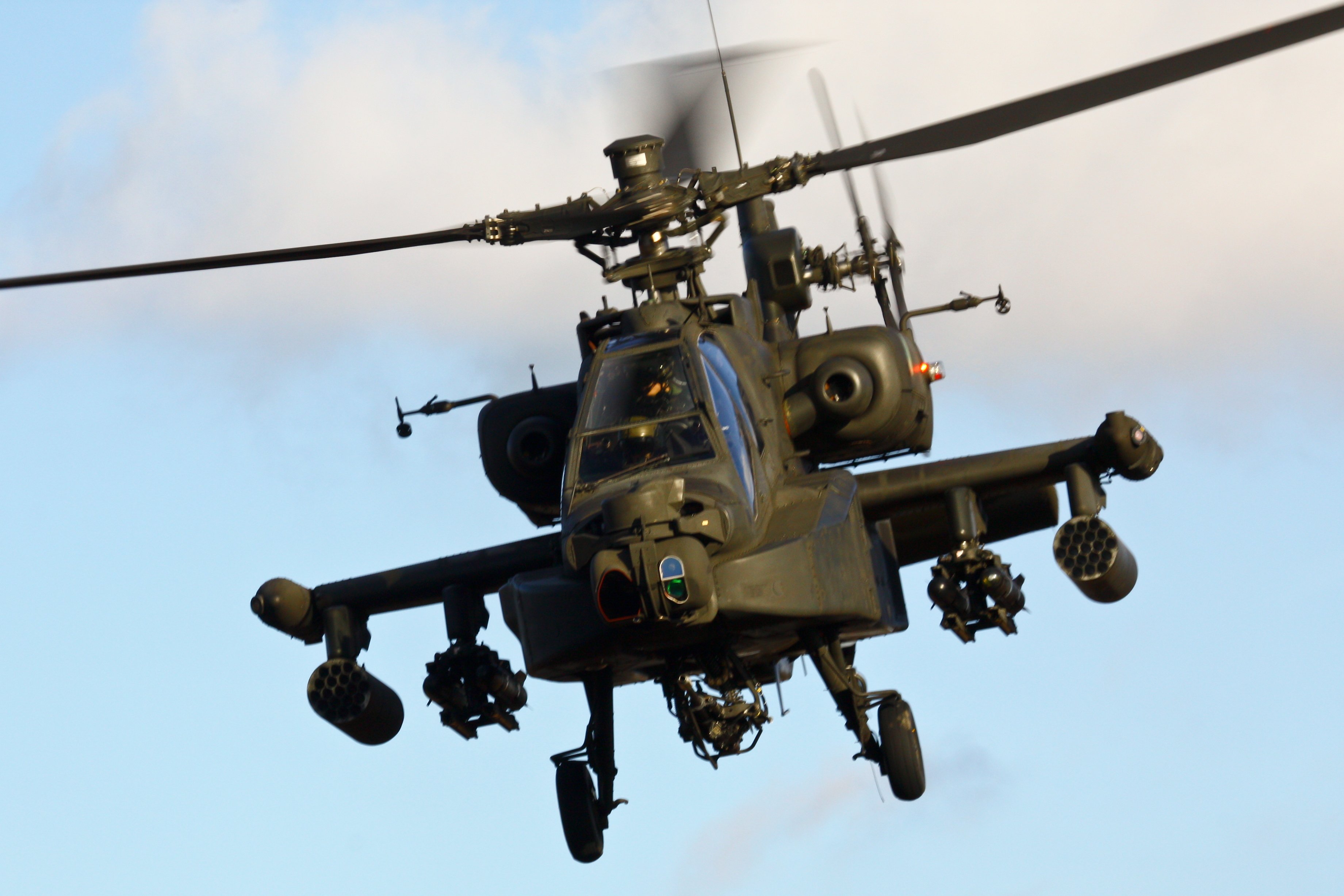 Helicoptero De Ataque Ah 64 Apache - HD Wallpaper 