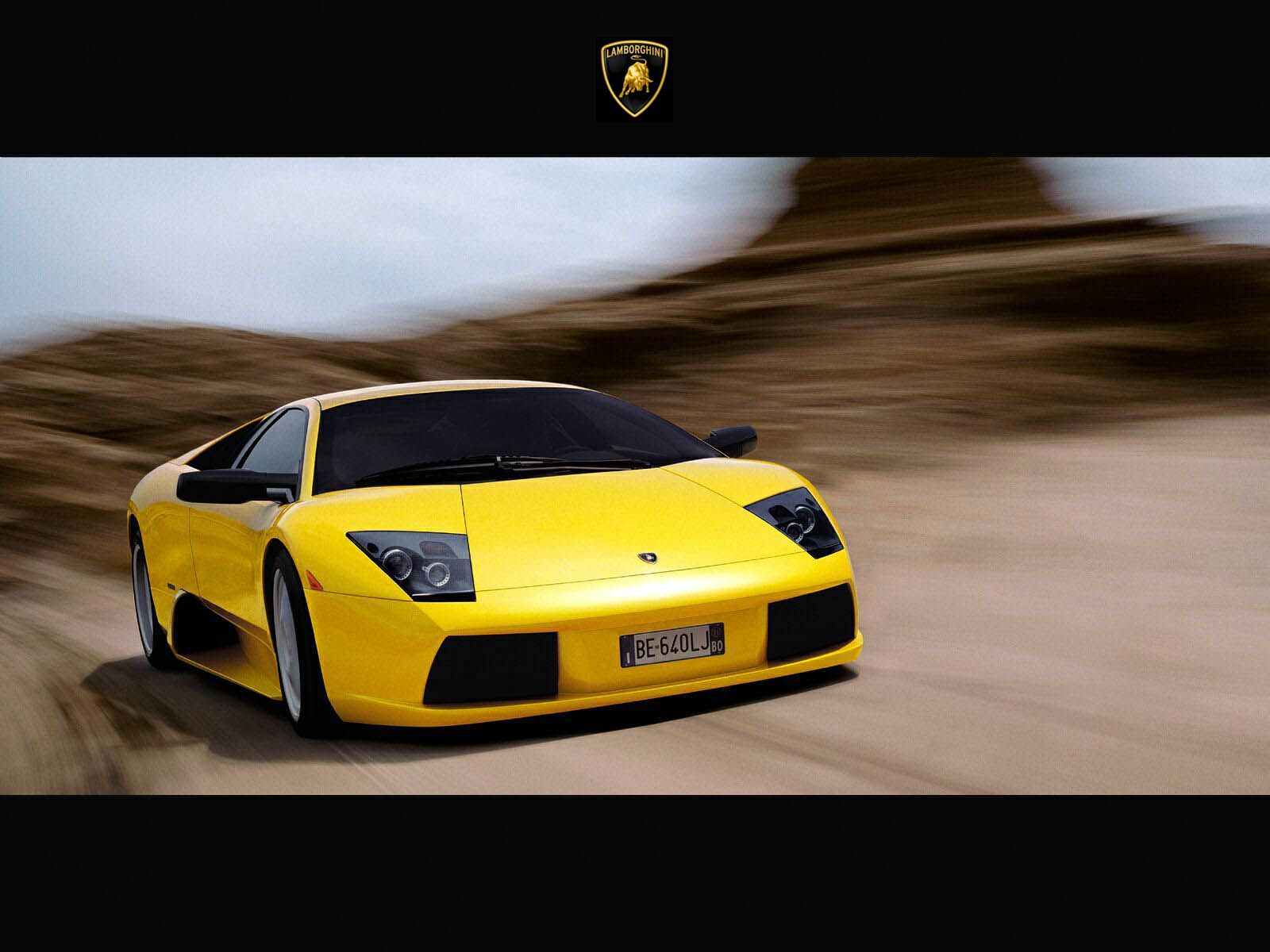 Murcielago Yellow Front View Moving Wallpaper - Lamborghini Murcielago - HD Wallpaper 